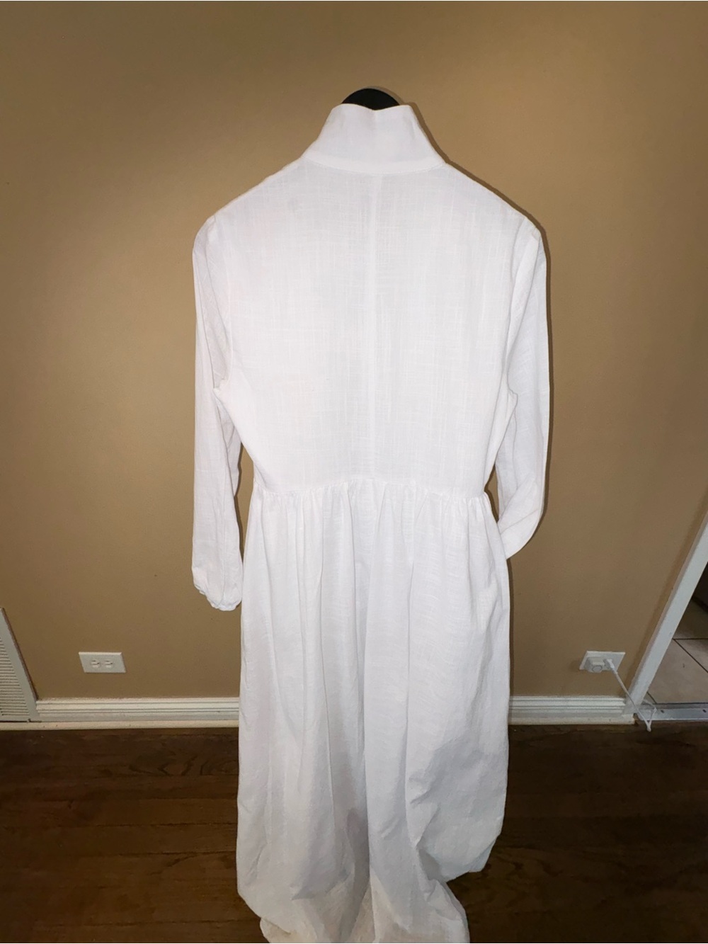 Modesees White Button-Front Long Sleeve Maxi Dress - Picture 9 of 10